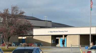 Badger Mountain Elemenraty School building