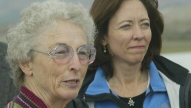 Rita Mazur and Senator Maria Cantwell